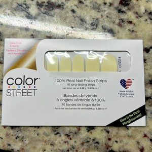 Color Street Glow-getter - 100%Real Nail Polish
